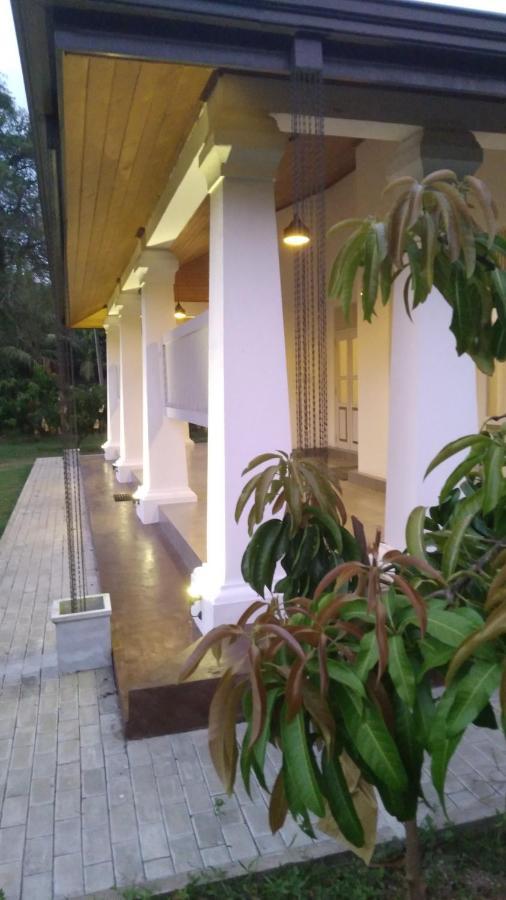 Serenity Villa Anuradhapura Eksteriør bilde